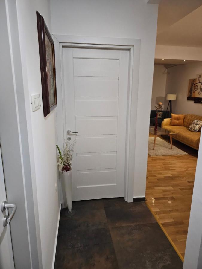 Diamond Of Skopje Apartment Ngoại thất bức ảnh